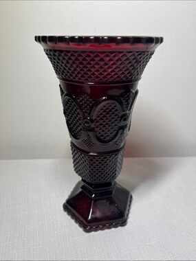 AVON CAPE COD Ruby Red Pressed Glass Vase 
Home Accents, gift. Vintage